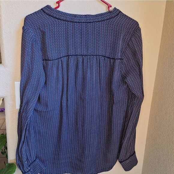 Vince silk button down blouse medium - Picture 4 of 9